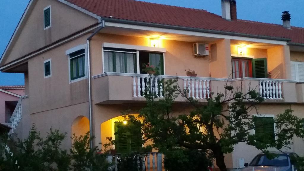 Apartments Dano Сукошан Екстер'єр фото